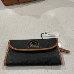 Dooney&Bourke wallet